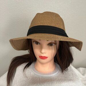 NWOT Unisex Brown Straw Beach Hat w/Black Hat Band (OS) SKU 62